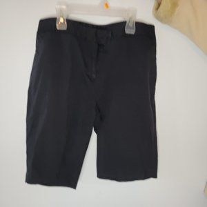 Apostrophe, 12, black shorts